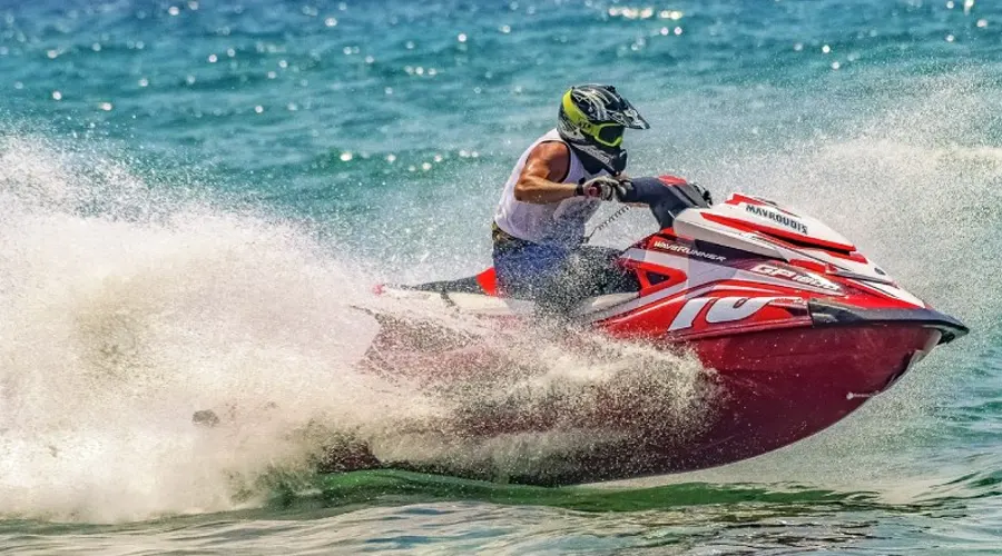 Water Skiing In Gujarat